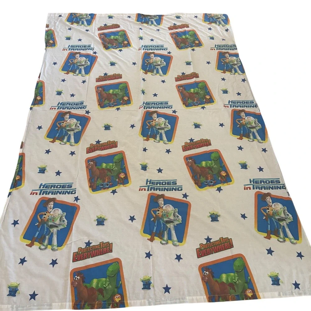 Disney Pixar Toy Story Twin Flat Sheet – Woody, Buzz & Friends  Clean and Bright